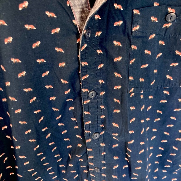 Fox print button down - Picture 2 of 2